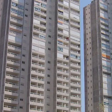 Gemelos 22 Apts 3* 貝尼多姆